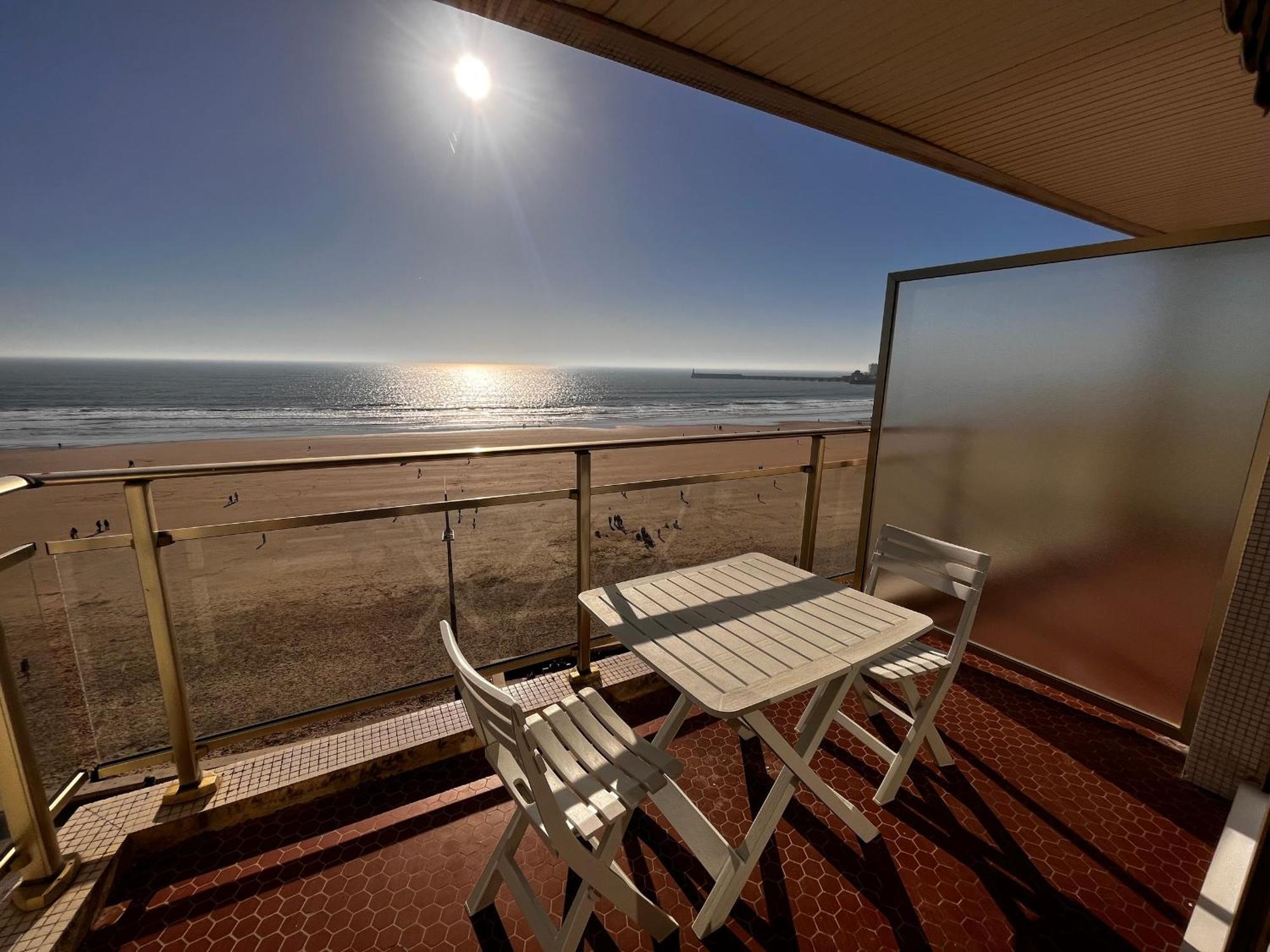 Studio Face Mer Avec Balcon, Proche Commerces Et Plage - Fr-1-197-164 Les Sables-dʼOlonne 외부 사진